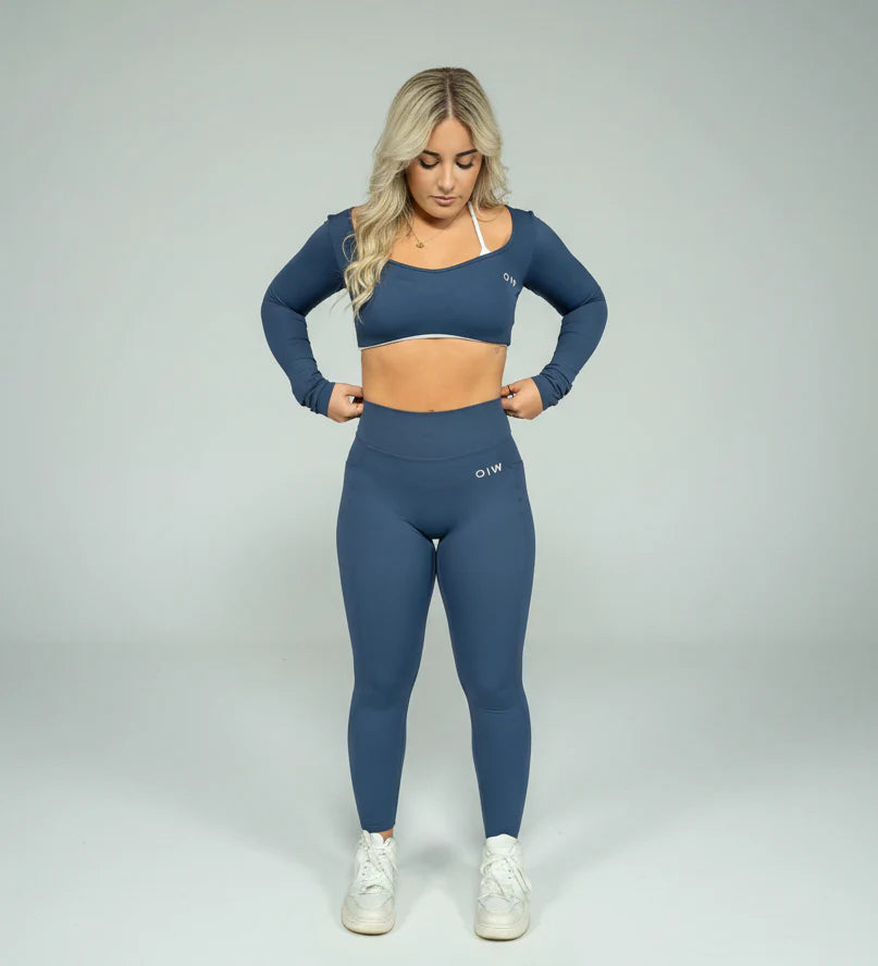 Curve Silhouette Top