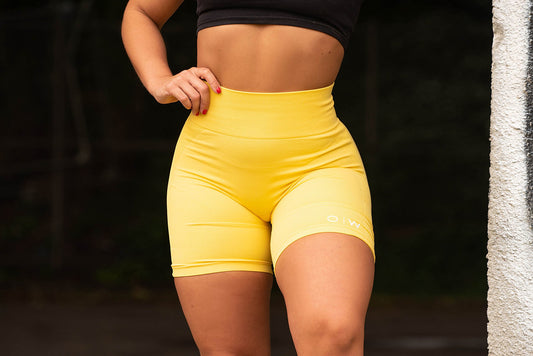 Strong scrunch Shorts - Yellow