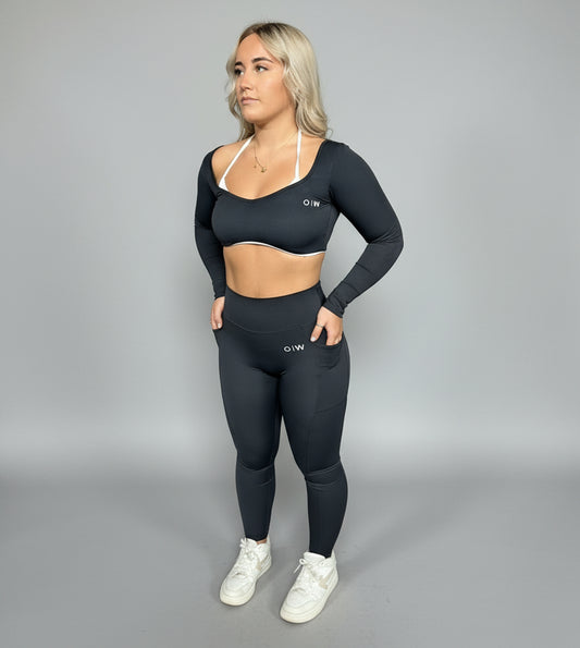 Curve Silhouette Top - Eclipse Black